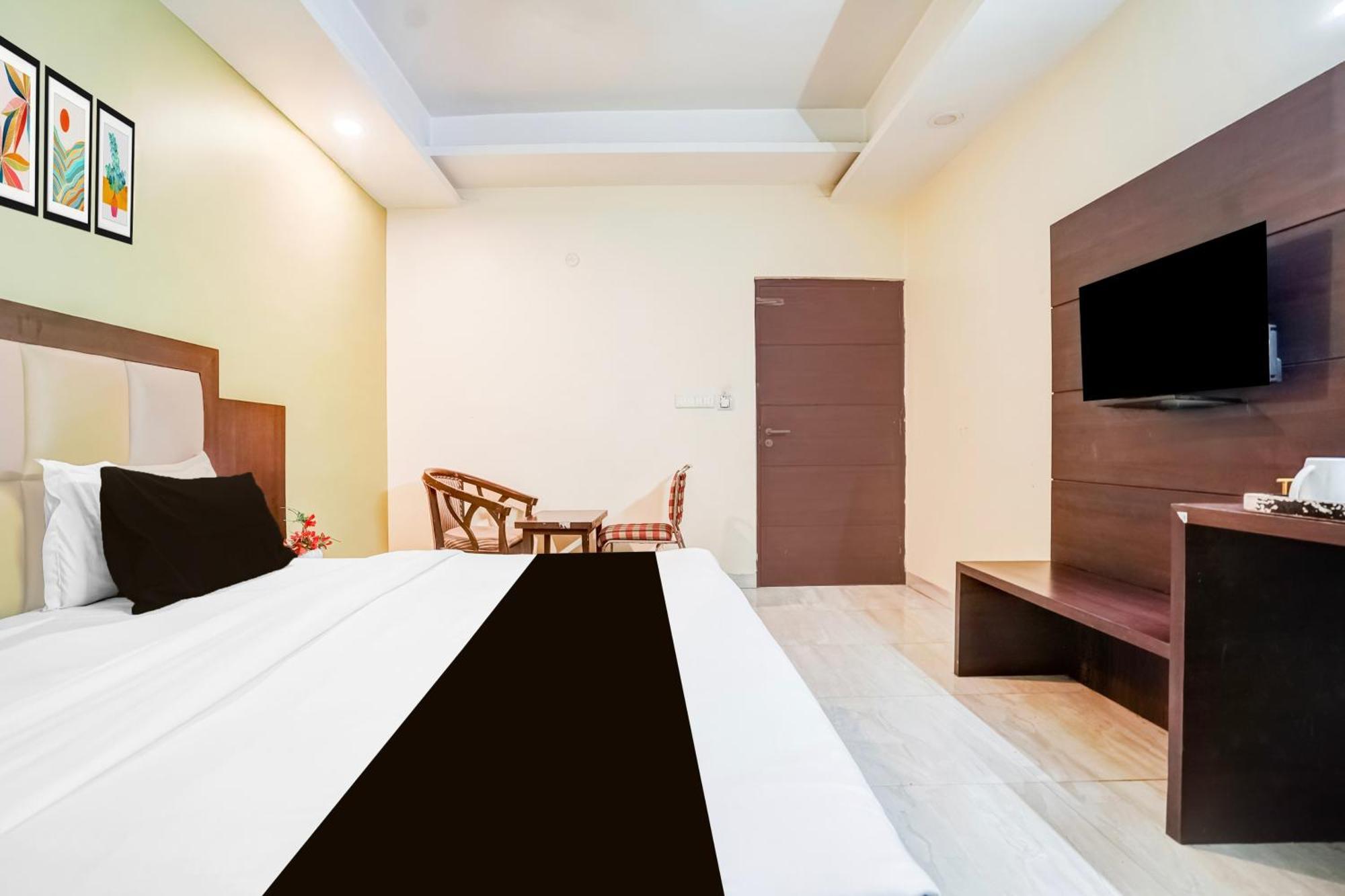 Super Townhouse Sikar Road Jaipur Formerly Hotel Aroma Inn Buitenkant foto