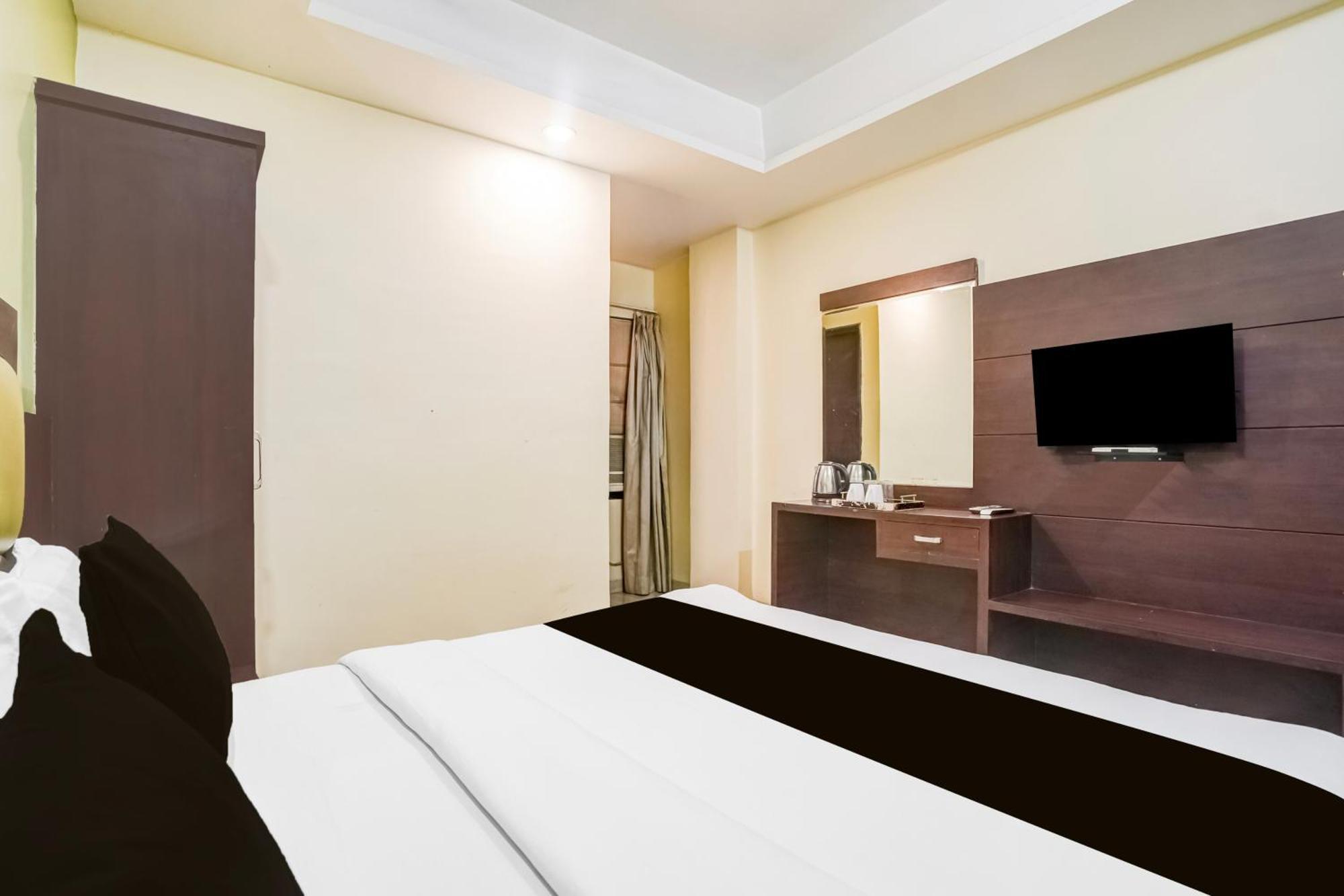Super Townhouse Sikar Road Jaipur Formerly Hotel Aroma Inn Buitenkant foto