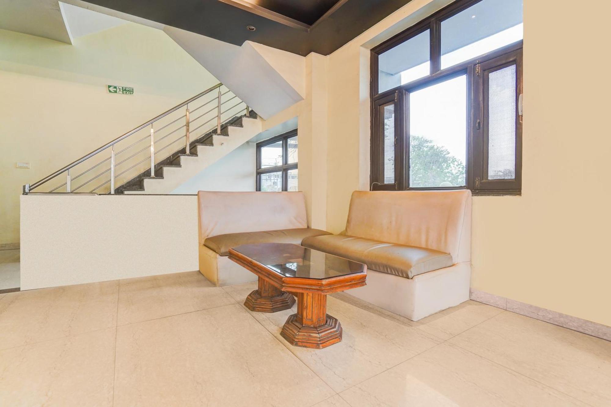 Super Townhouse Sikar Road Jaipur Formerly Hotel Aroma Inn Buitenkant foto